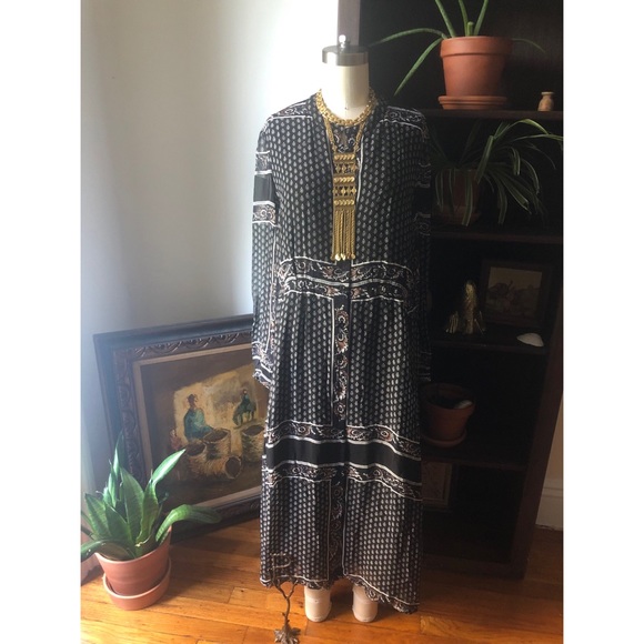 Anthropologie Dresses & Skirts - Anthropologie-Antik Batik- Boho-Long Sleeve Dress